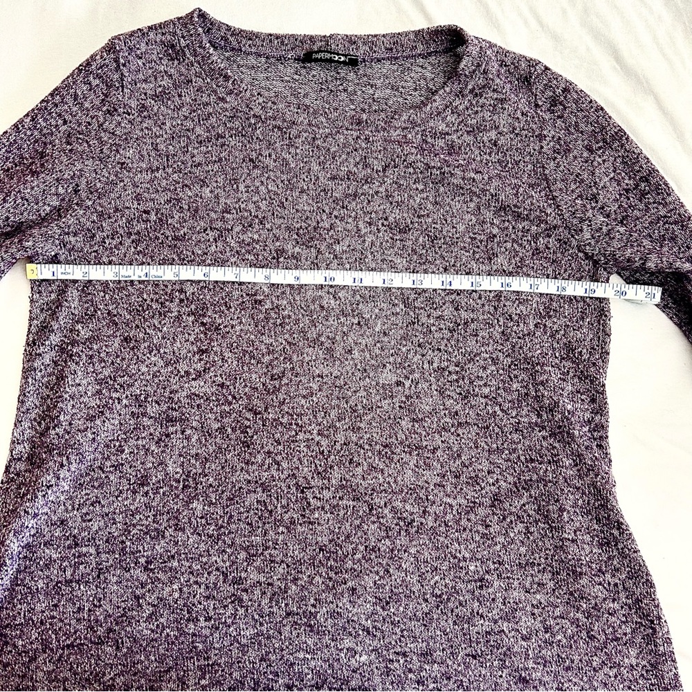 •Women’s lightweight purple sweater, 3/4 sleeves, Sz Medium - Picture 8 of 10